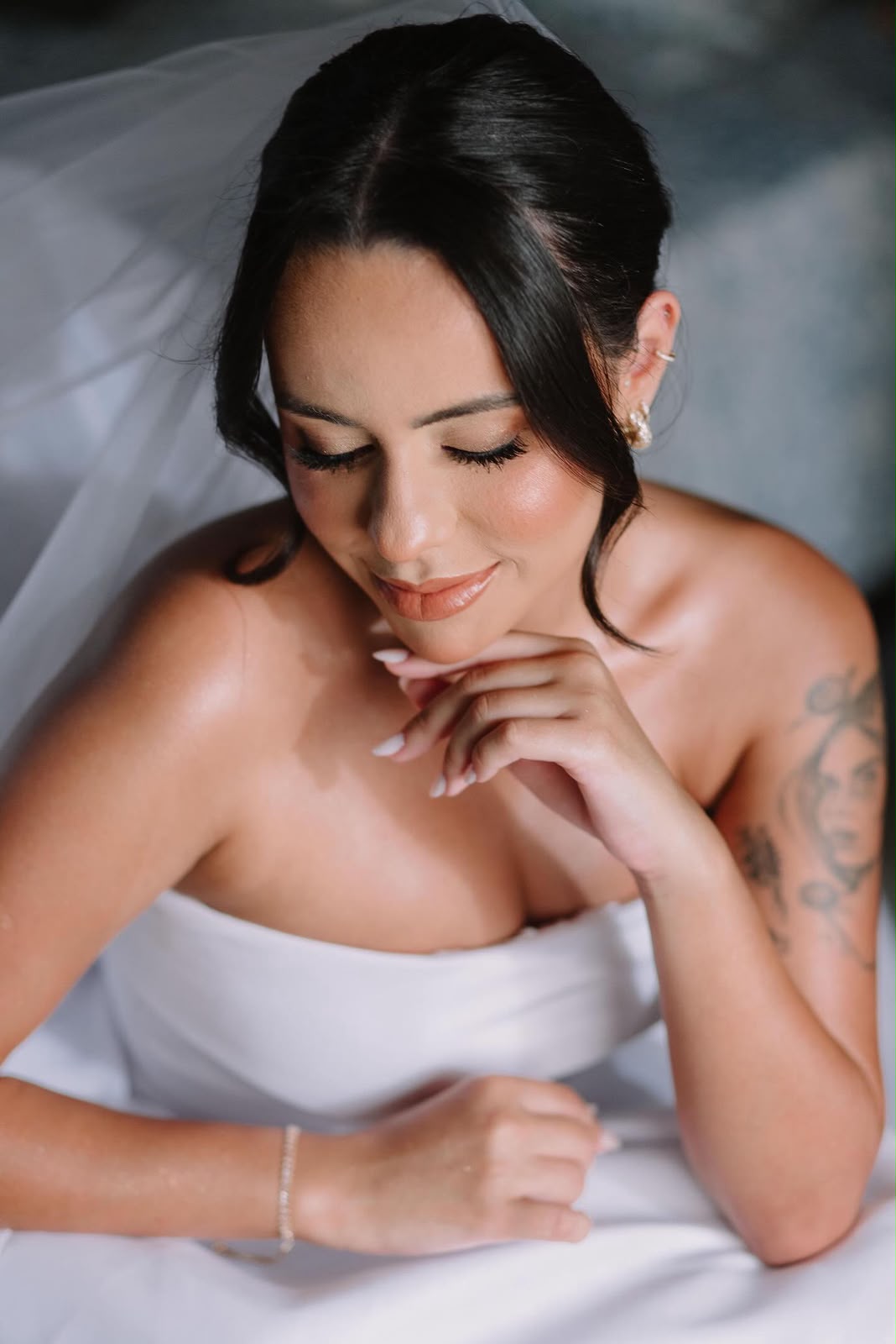 Penteado e maquiagem — noivas